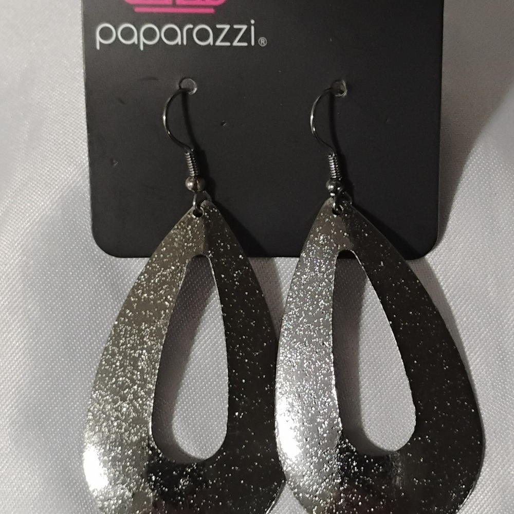 Paparazzi Black Teardrop Earrings